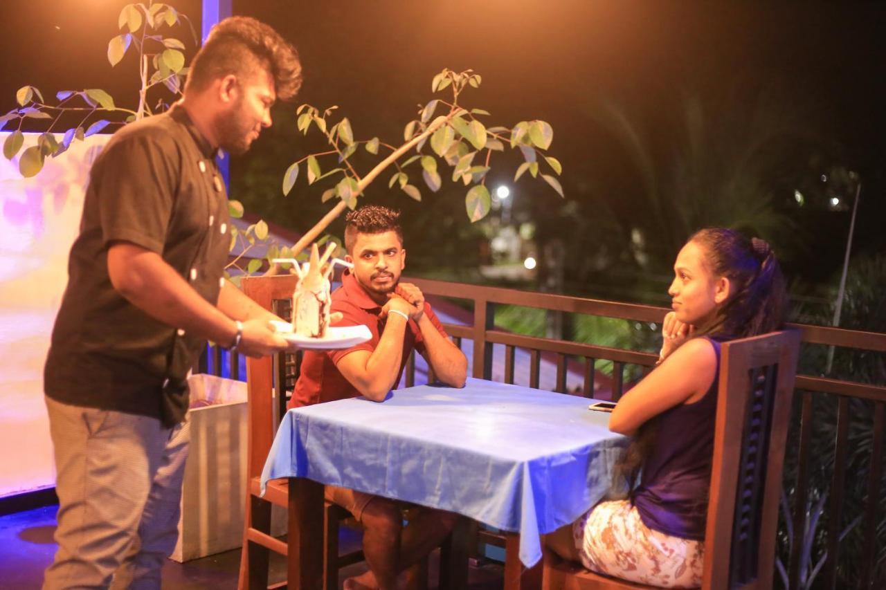 Nebula Residence Negombo Eksteriør bilde